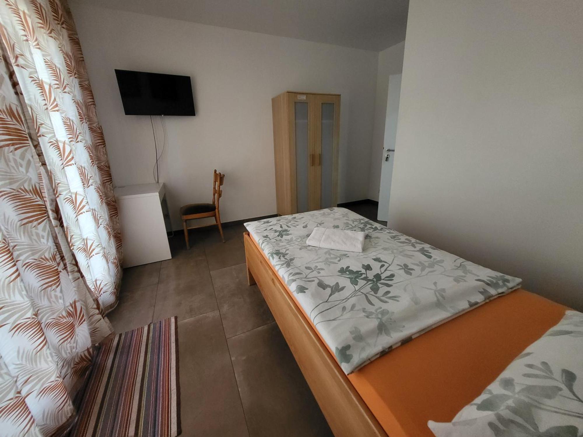 Seelze-Letter Monteurzimmer / Apartment / Messezimmer Ngoại thất bức ảnh