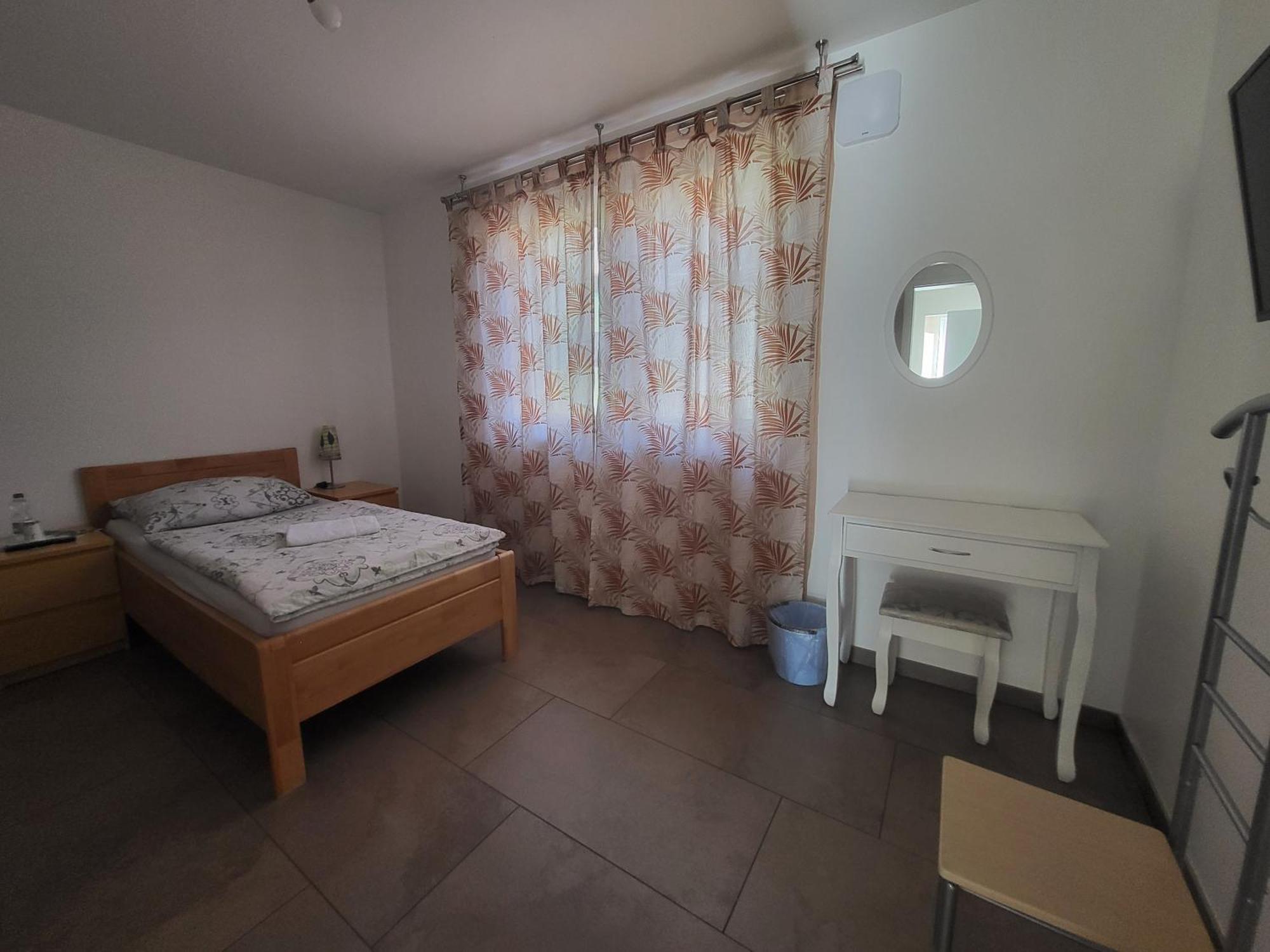 Seelze-Letter Monteurzimmer / Apartment / Messezimmer Phòng bức ảnh