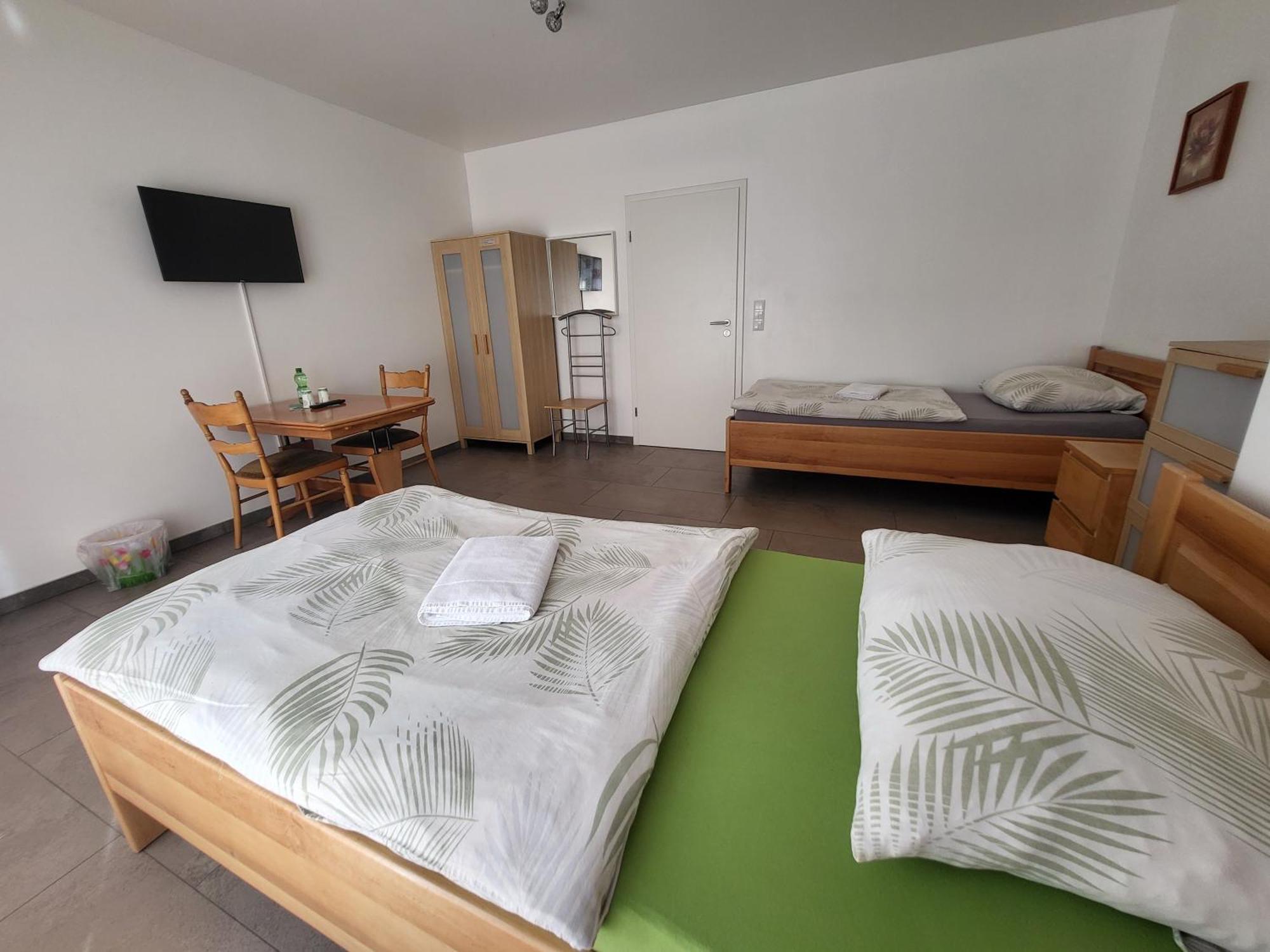 Seelze-Letter Monteurzimmer / Apartment / Messezimmer Ngoại thất bức ảnh