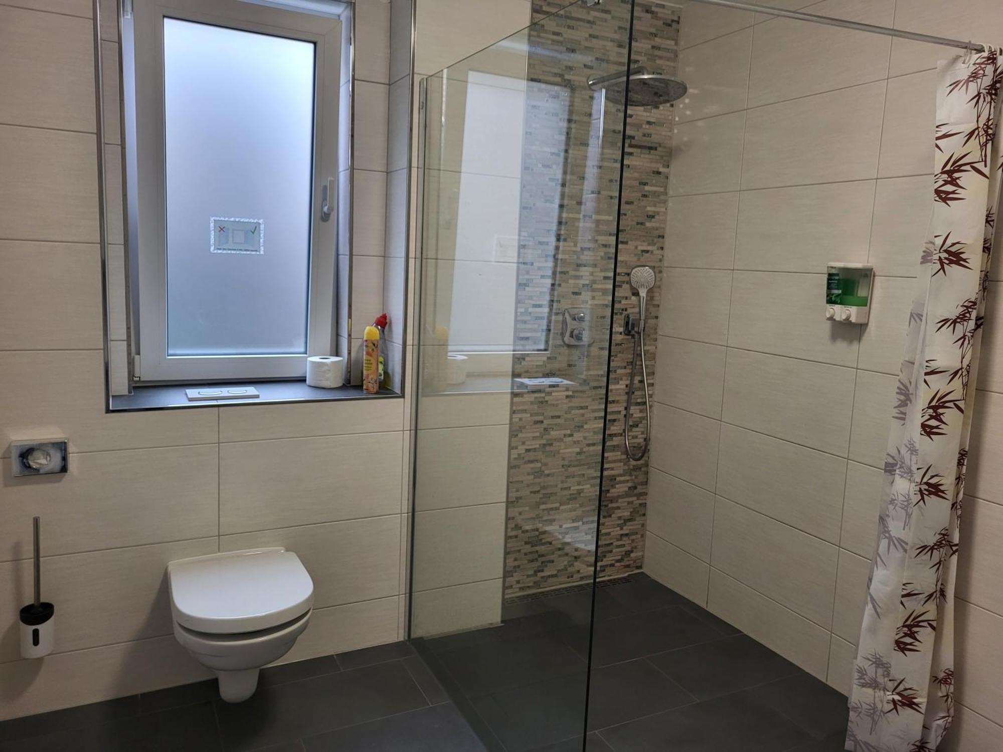 Seelze-Letter Monteurzimmer / Apartment / Messezimmer Ngoại thất bức ảnh