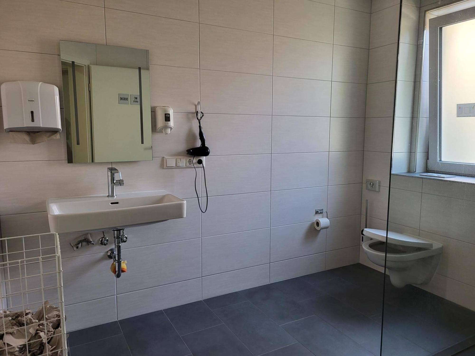 Seelze-Letter Monteurzimmer / Apartment / Messezimmer Ngoại thất bức ảnh